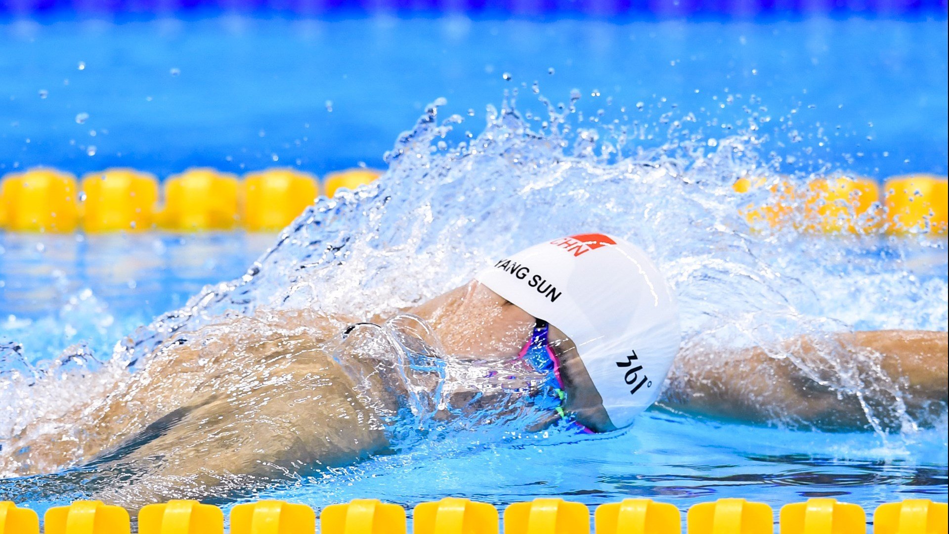 体育新闻中心深化体育赛事多语言转播技术,体育赛事转播涉及哪些知识产权